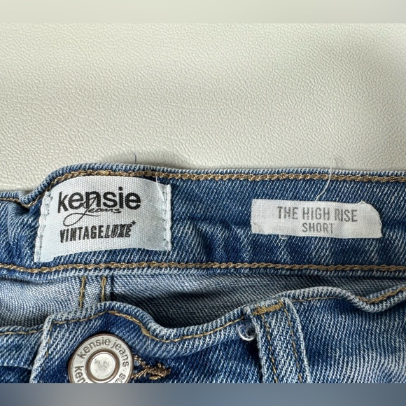 Kensie The High Rise Cut-off Denim Short - Picture 3 of 5